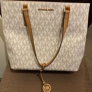 Michael Kors Tote